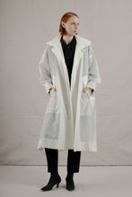 Load image into Gallery viewer, Issey Miyake x Ikko Tanaka Colab White Windbreaker
