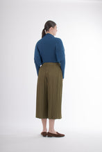 Load image into Gallery viewer, Y2K Issey Miyake Pleats Please Green  Pants
