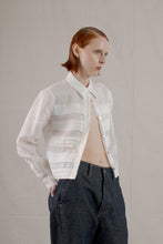 Load image into Gallery viewer, SS 1998 Chanel Ramie Ivory Cropped Shirt
