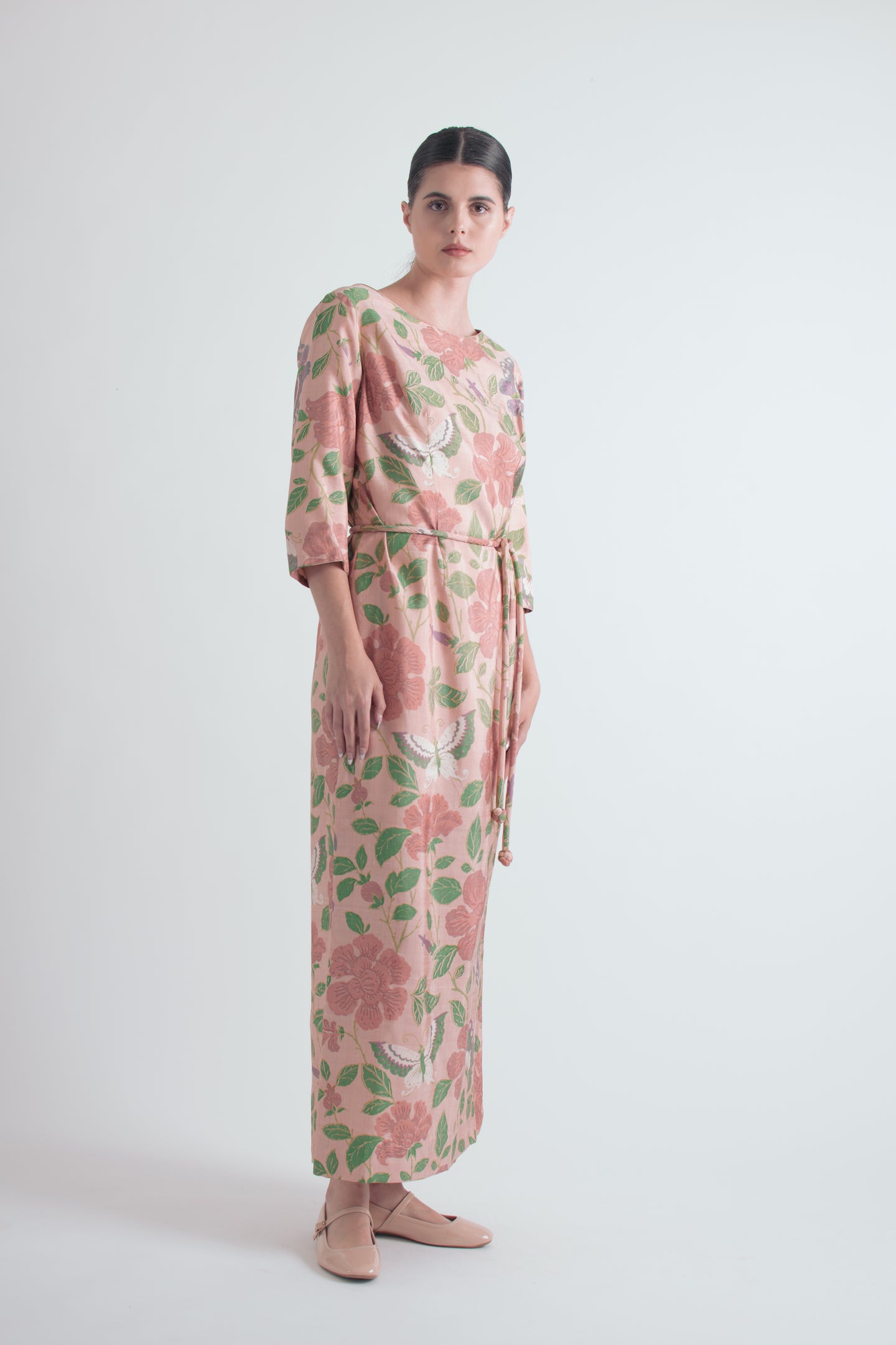 1970's Yen Yeh of Malaya Raw Silk Floral Dusty Rose Kaftan