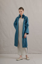 Load image into Gallery viewer, 1990&#39;s Issey Miyake Fete Blue Origami Robe
