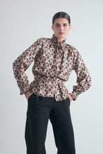 Load image into Gallery viewer, 1970&#39;s Gump&#39;s Thai Silk Blouse w/ Leaf Print
